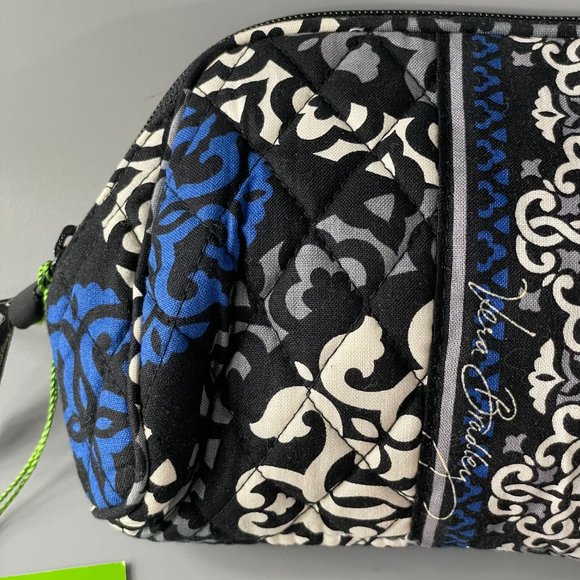 A Bundle of Two (2) Vera Bradley New Items with Tags - Picture 4 of 8